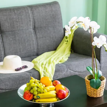 Apartment 556 Shopping Centre Pueblo Canario Playa de las Americas (Tenerife)